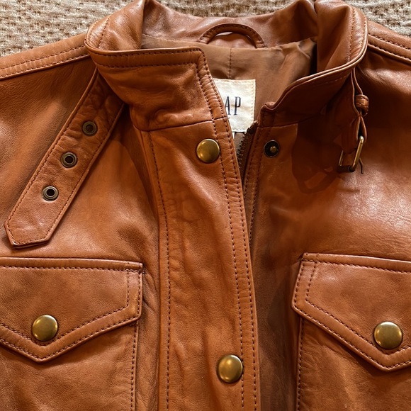 Women’s leather jacket - Picture 3 of 7